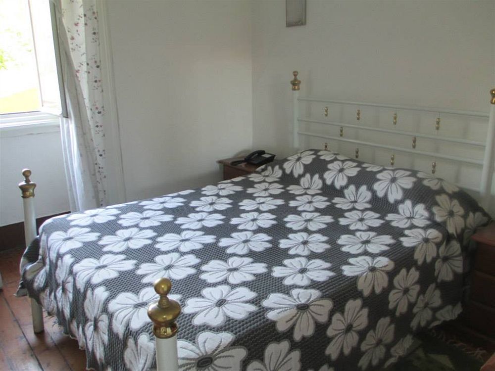 Hostel Pensao Sao Joao Da Praca Lissabon
